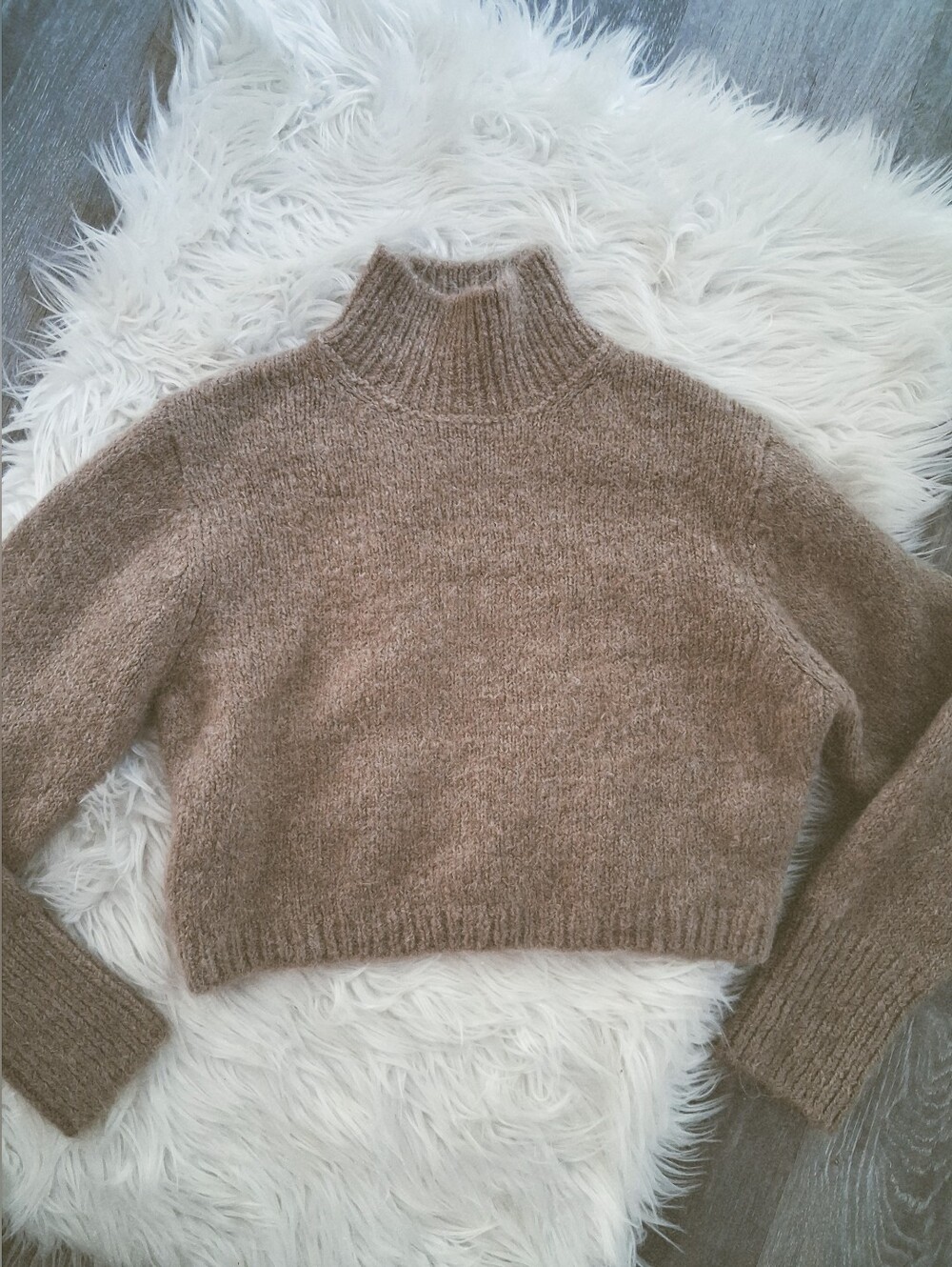 Zara Mocha Chai Tan Brown Fuzzy Wool Blend Knit Cropped Mock Turtleneck Sweater